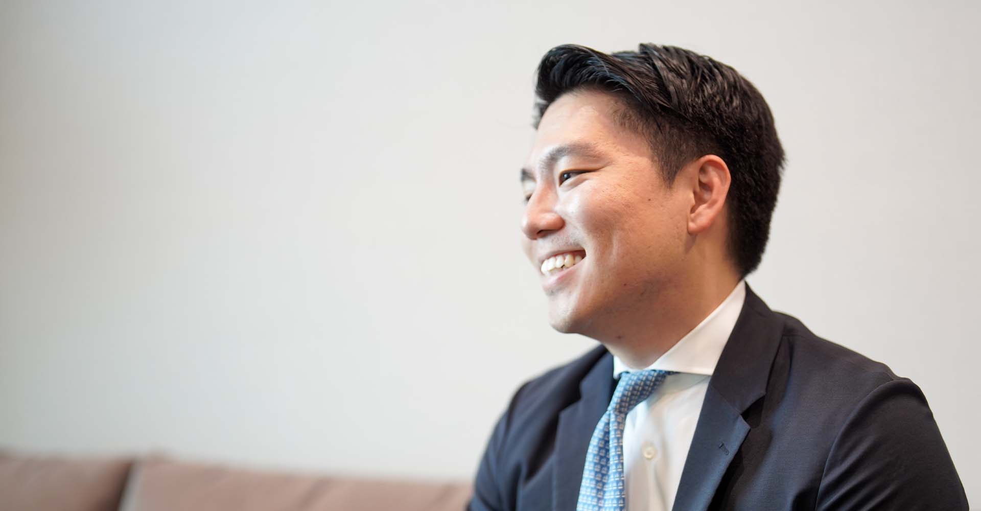 In sync with the company’s mission and a group of like-minded colleagues, continue to
support SMEs sector and bring happiness to more families.